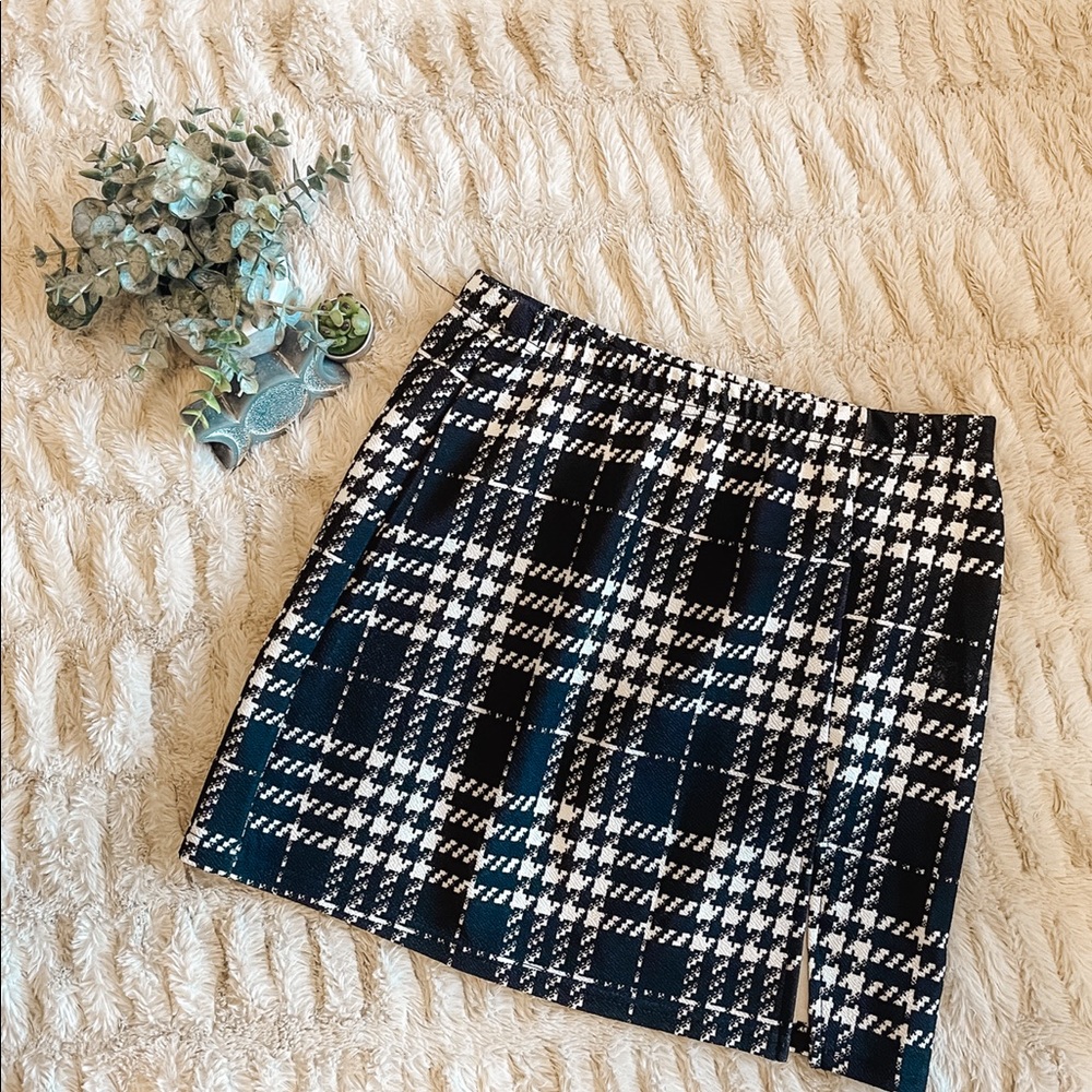 Womens plain skirt